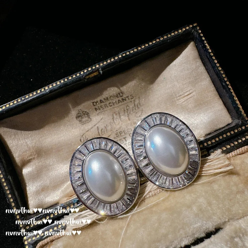 Women Gemstone Necklace Textured 18K Gold Zirconia Pearl Earrings